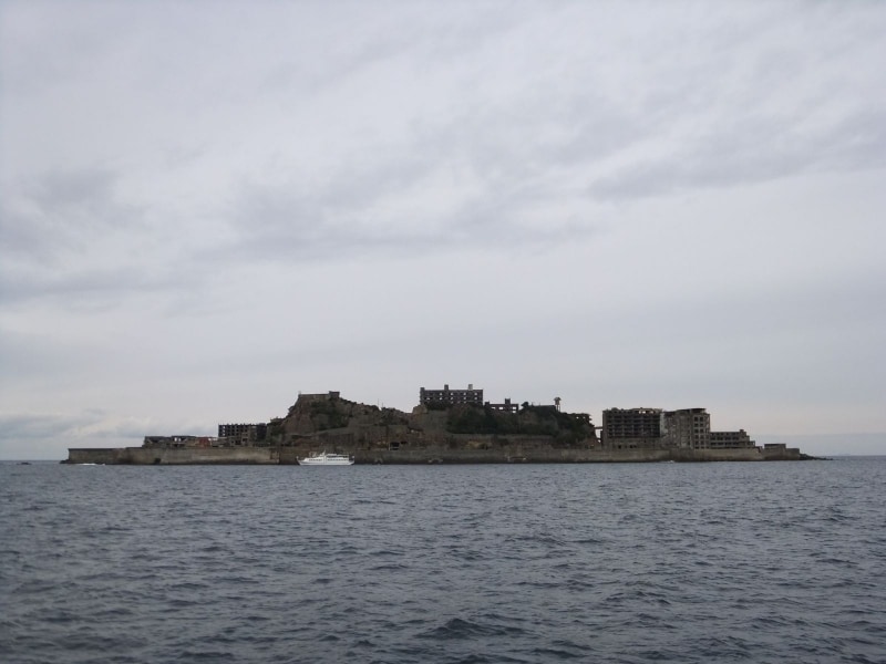 軍艦島（1）／横からの眺め