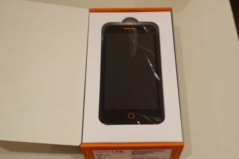 パッケージを開けたところ。