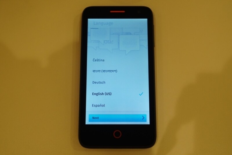 初期設定画面となります。日本語ロケーションはありませんでした。