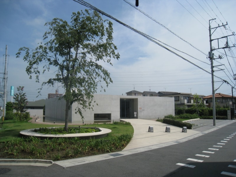 ヤオコー美術館全景。