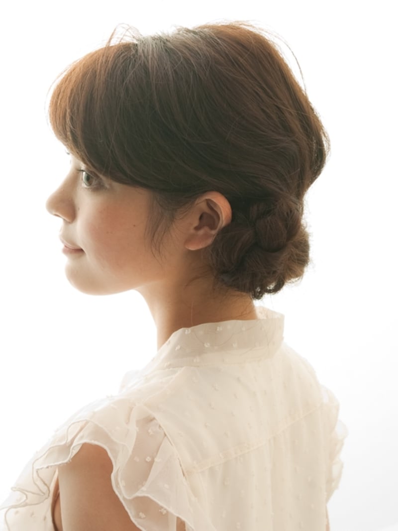 簡単オシャレ!3分で出来る三つ編みヘアアレンジ