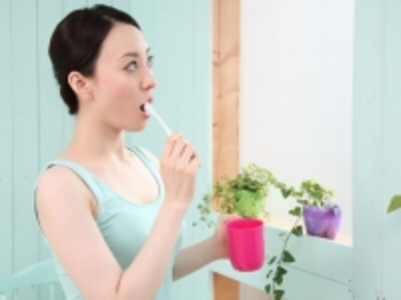 歯磨きをしながら