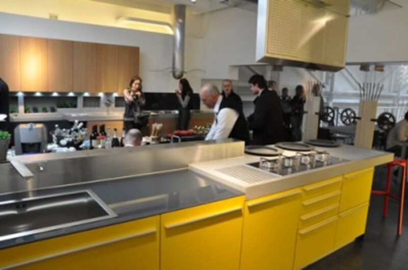VAL CUCINAではビュッフェランチを楽しむ