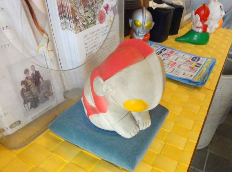 お辞儀しているウルトラマンが可愛い