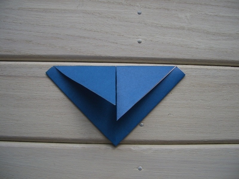 左右とも折ったところ