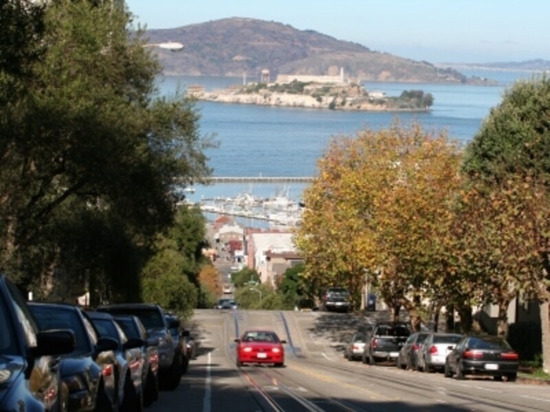 直行便で坂の町サンフランシスコへGo!