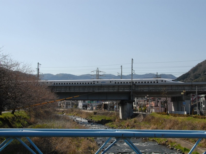 湯河原付近を快走するN700系