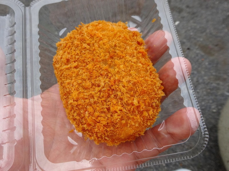 とくとく弁当　ニハマルさんのコロッケ。30円