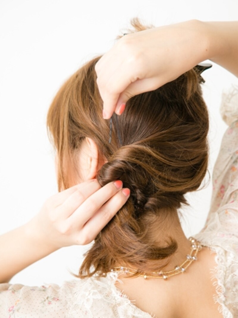 中段はねじって左サイドに固定