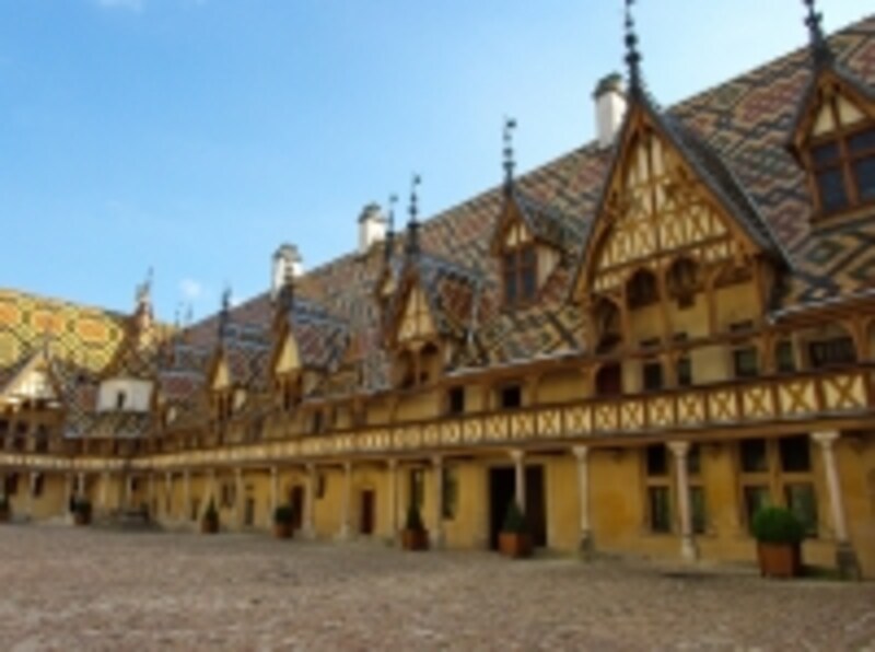 世界的なワインオークション