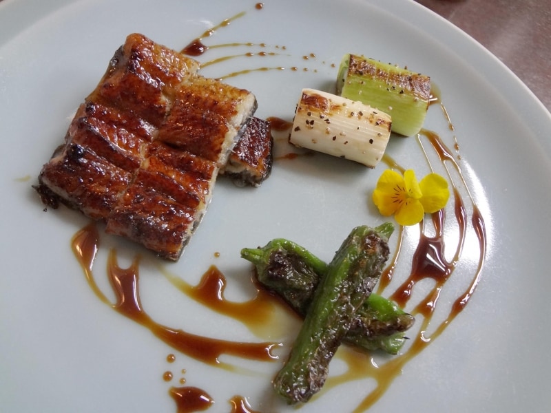 うなぎ料理専門店曳馬野の蒲焼