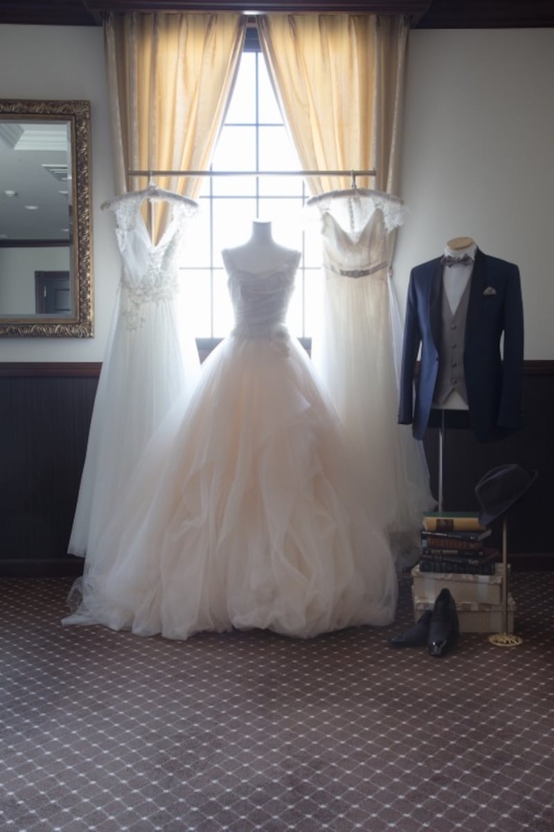 ウェディングドレス