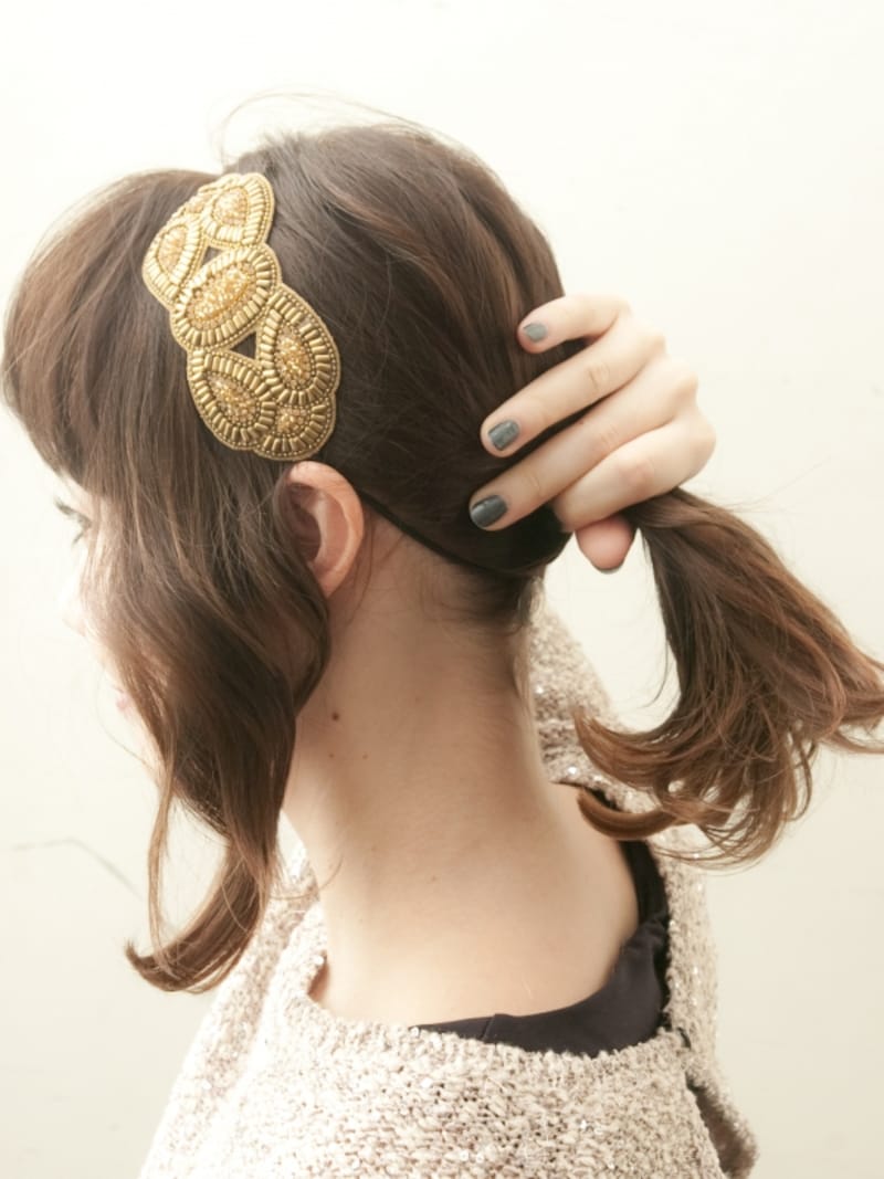 カチュームのゴムを下に通す