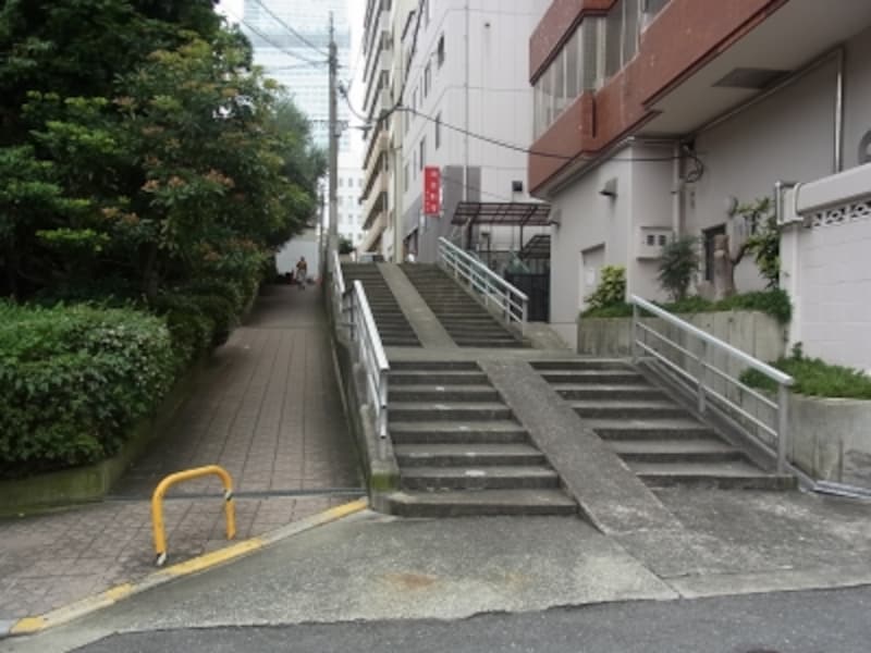 高低差、夕陽丘。