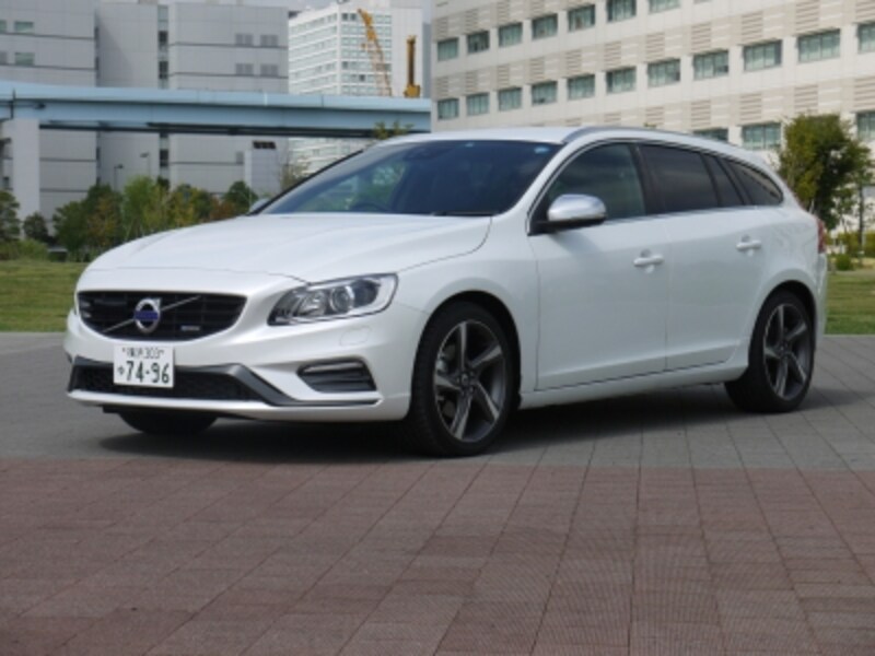 ボルボV60 T4 Rデザイン プラス