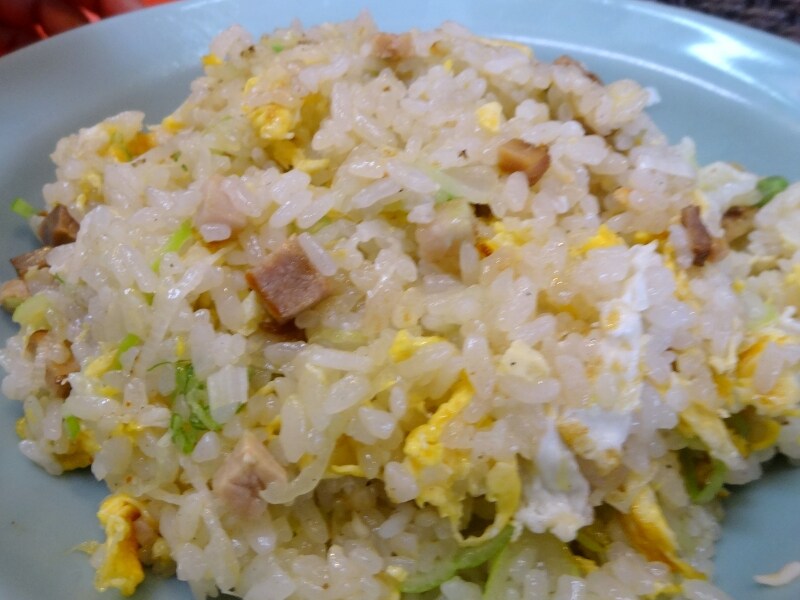 細かく刻まれたチャシューがおいしい！