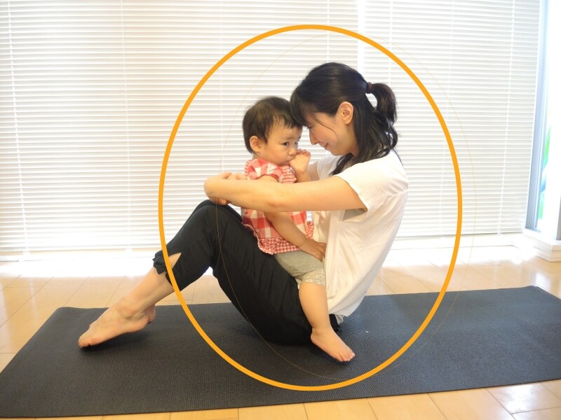 ベビーと一緒にボールになりましょう