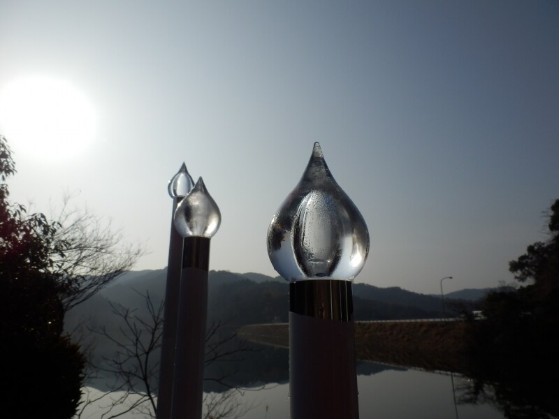 光の水滴 Saburo Teshigawara 2013年 （C）国東半島芸術祭実行委員会