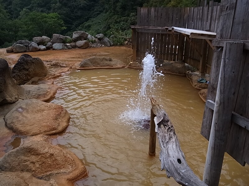 湯ノ沢温泉湯の華