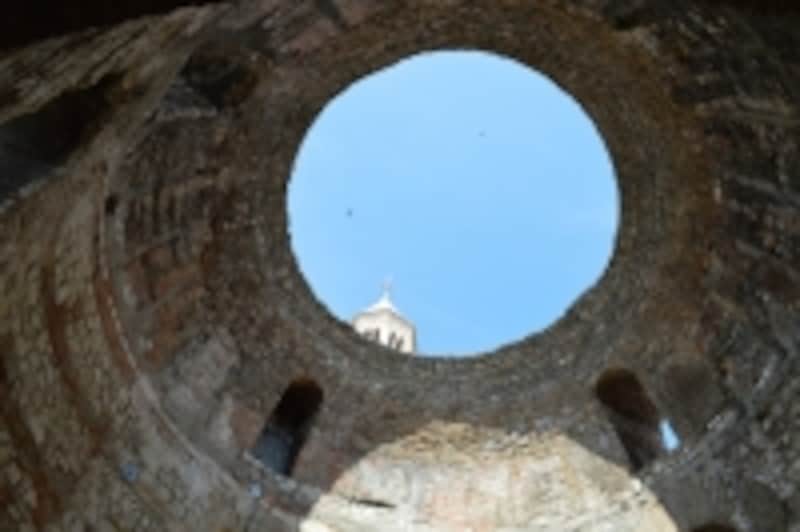 皇帝住居の玄関