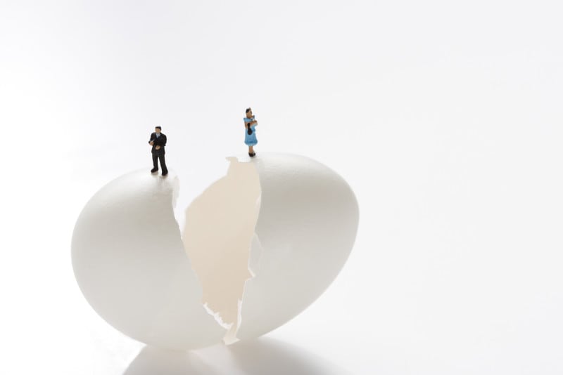 子供や経済力のことを考えて、離婚よりも仮面夫婦、家庭内別居を選ぶ夫婦も