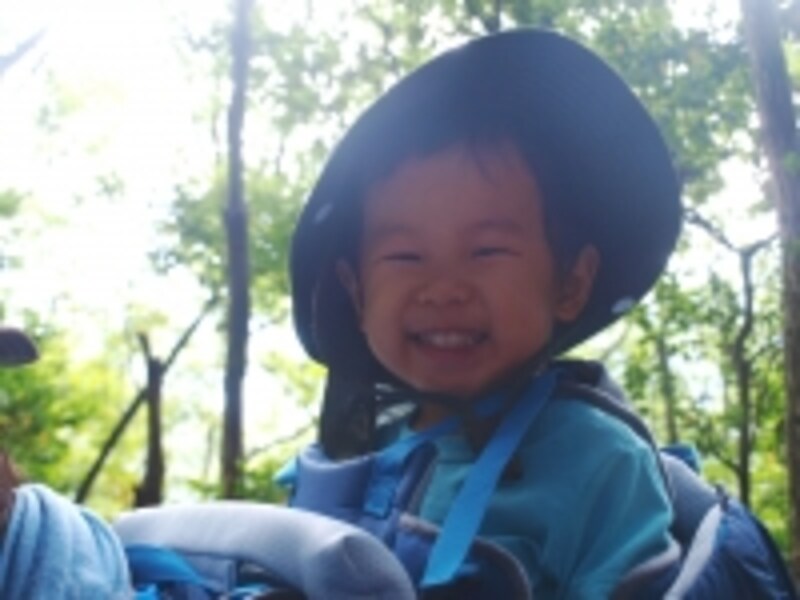 ベビーキャリーで息子もゴキゲン
