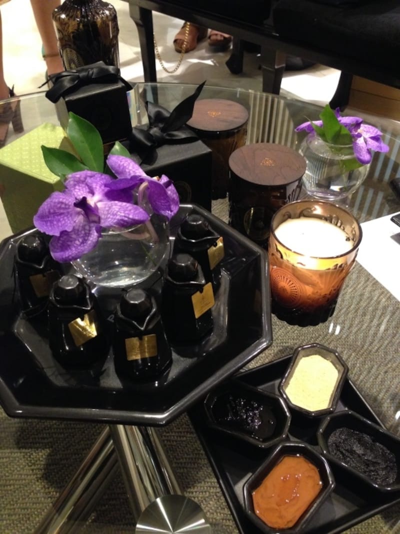 高価な精油を使ったキャンドルは香りの持続力が違います