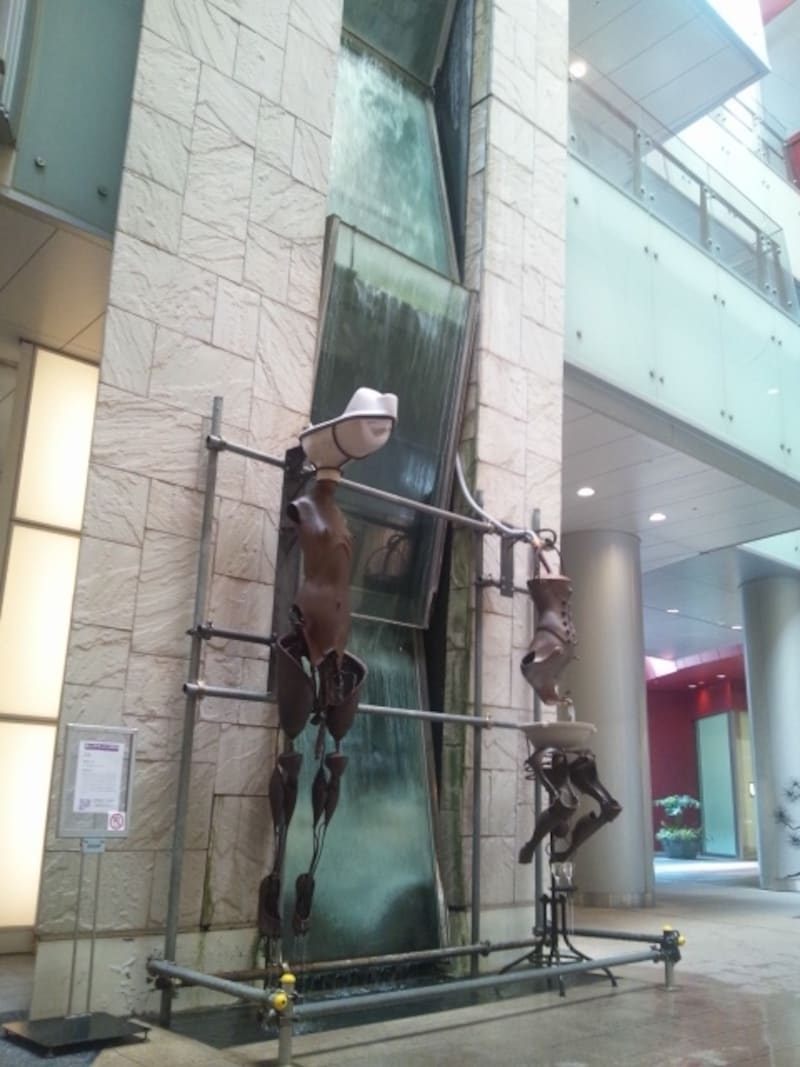 今尾誠《雲古転生 2014》協賛：TOTO株式会社、株式会社松原組