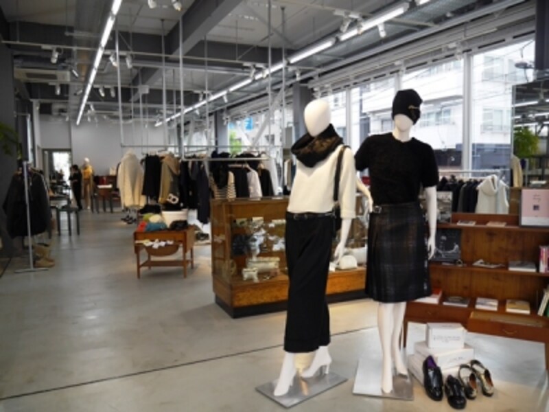 倉庫が変身 神楽坂の新スポットla Kagu ラカグ 東京の観光 旅行 All About