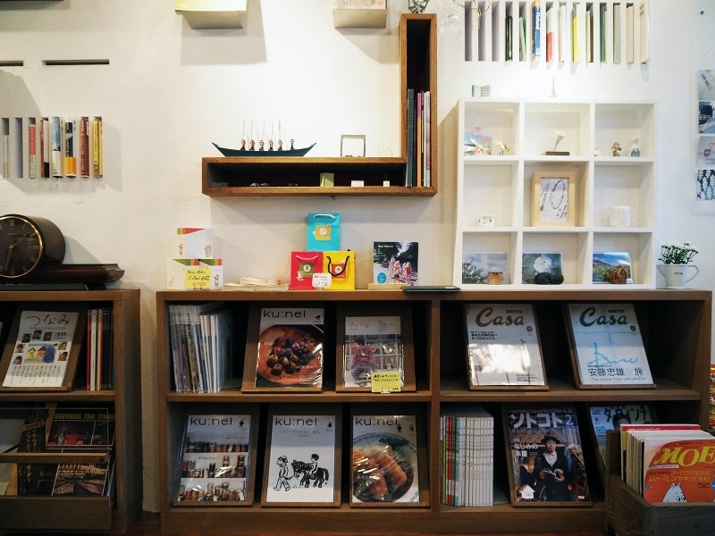 空間を上手く使っているあうん堂の店内