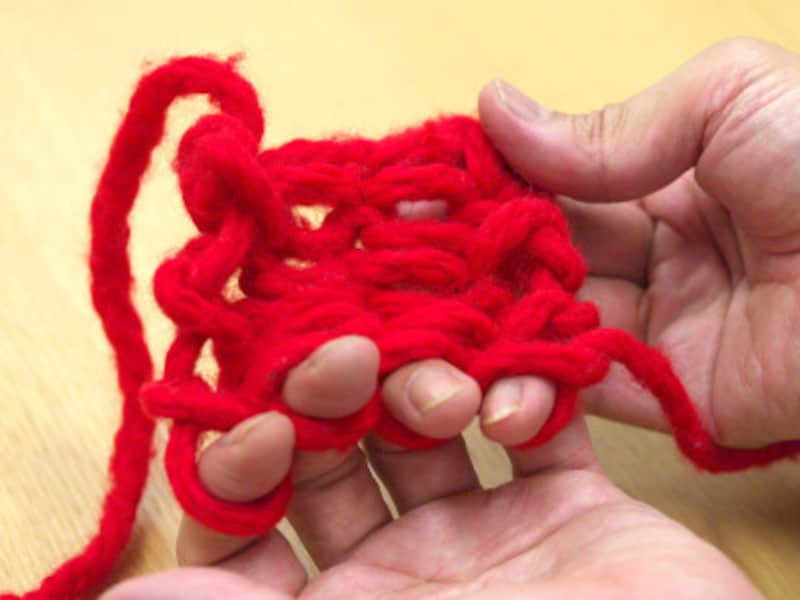 フェイクファーヤーンのマフラー編み