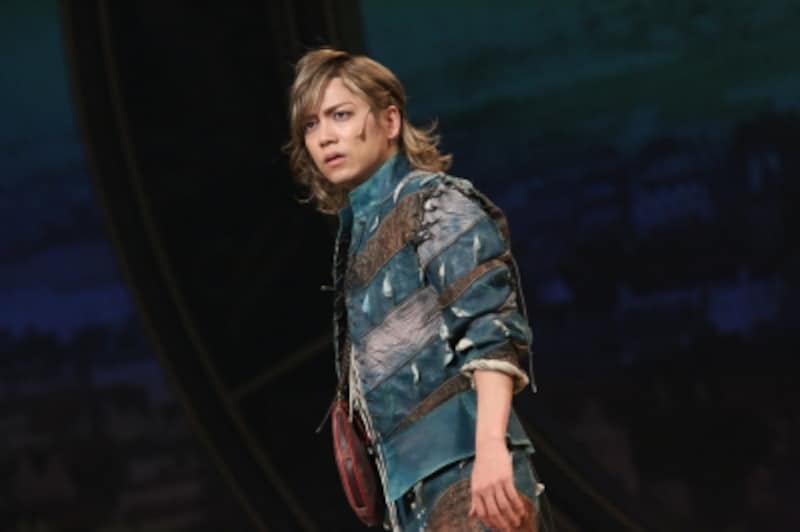 『レディ・べス』写真提供：東宝演劇部