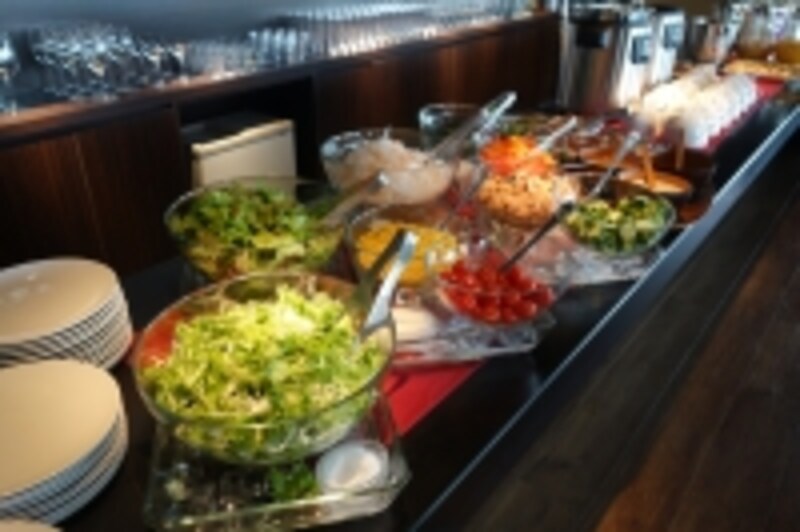 ランチにつくビュッフェ