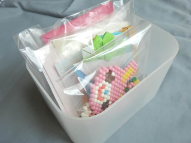 ジップロックは立てて収納