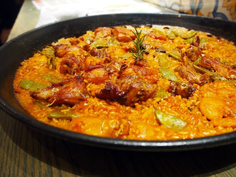 チキンと野菜のミックスパエリア