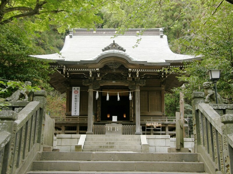 御霊神社