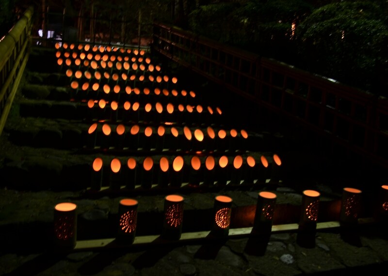 京王百草園の竹灯篭
