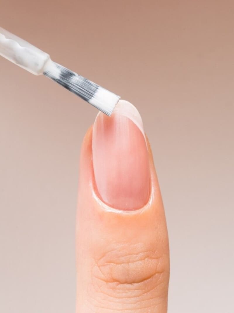 サイドから中心に向かって塗る