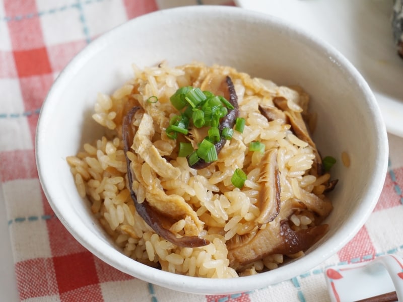 干しシイタケの炊き込みご飯