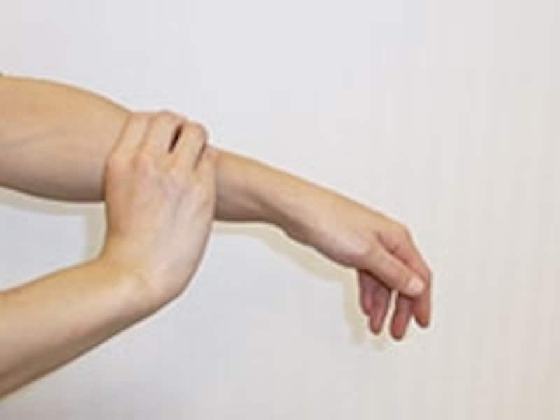 そのまま手を滑らせます