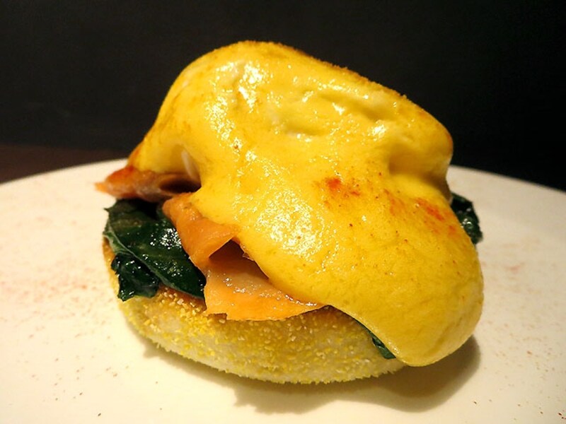 エッグベネディクト