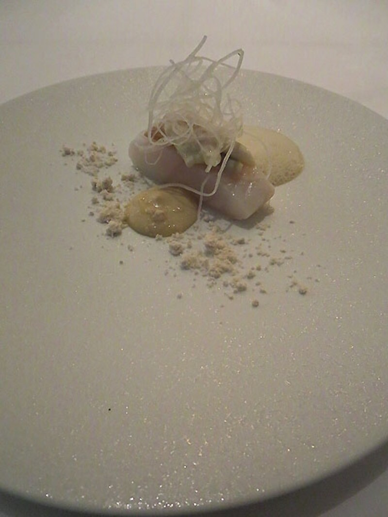 純白の石平目 白貝と白い茸でより白く