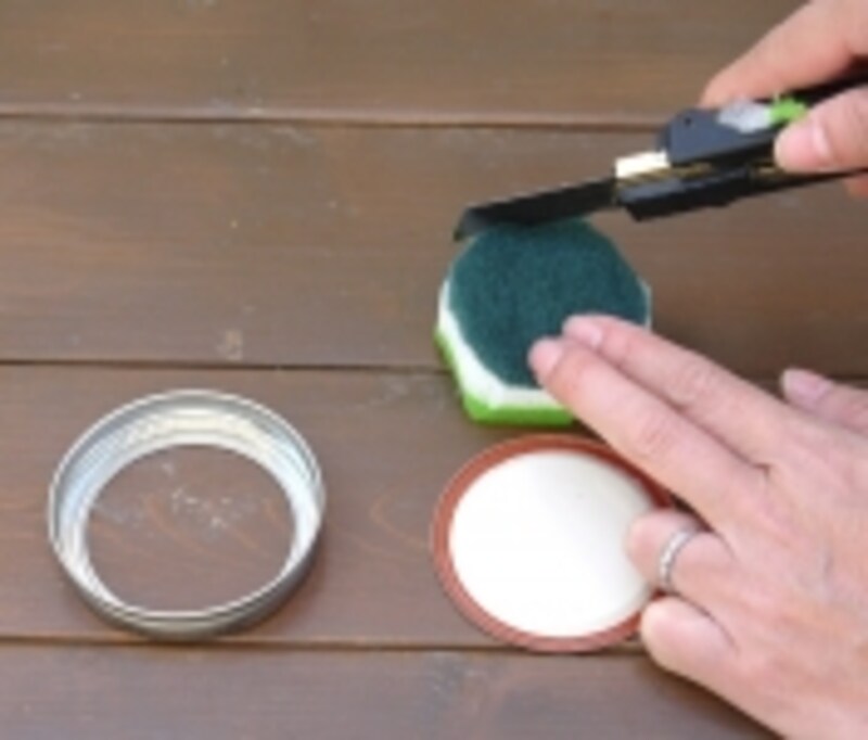 大体の大きさにカッターできります