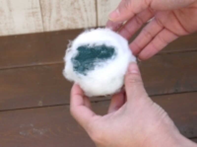 水を吸うとフワフワ感はなくなるので目隠し程度に