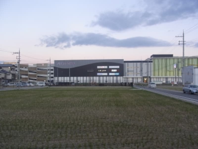 つむぎの街、洛西口、桂川