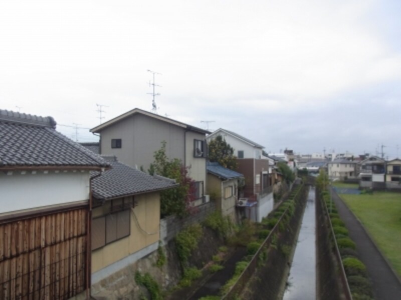 つむぎの街、洛西口、桂川