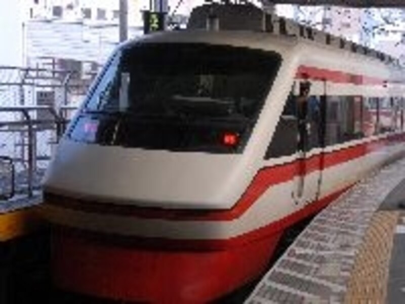 便利なのは東武特急「りょうもう号」利用だ