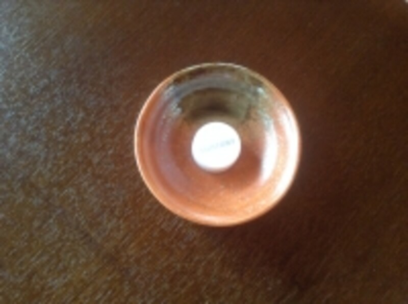 ペットボトルのキャップをつかって、比較したお皿