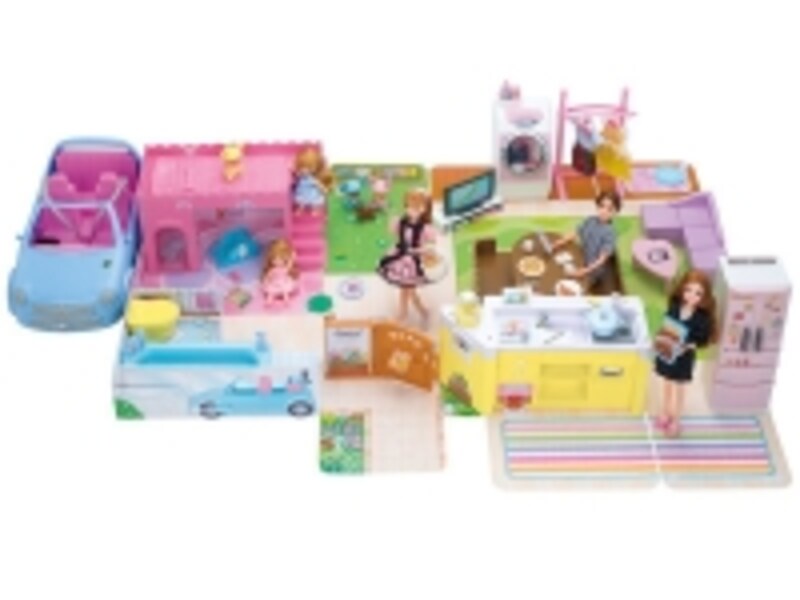 広げると広々遊べ、閉じるとコンパクトに