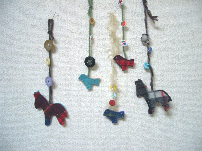 そのまま壁につるしても